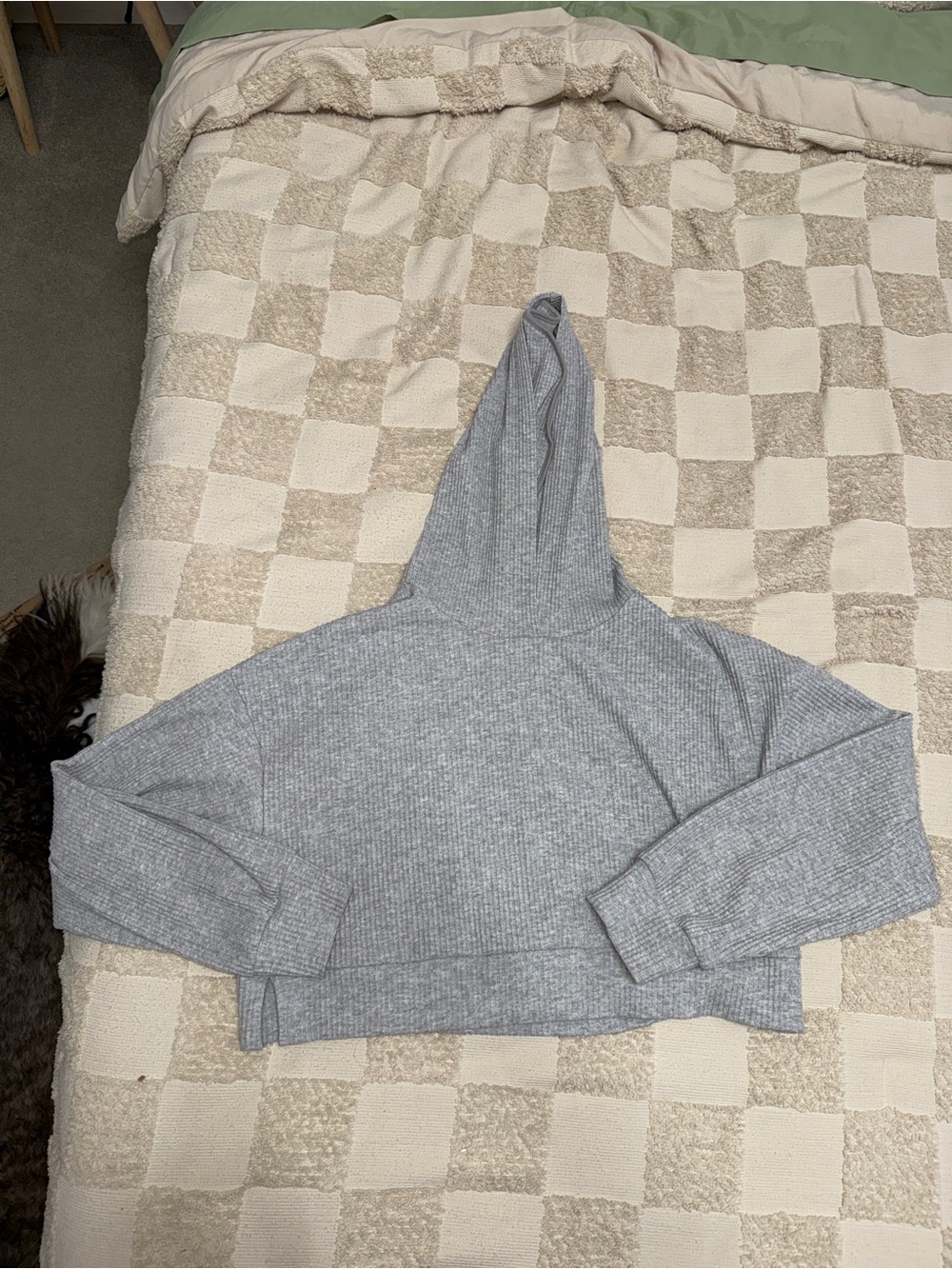 Alo Yoga Muse hoodie size M